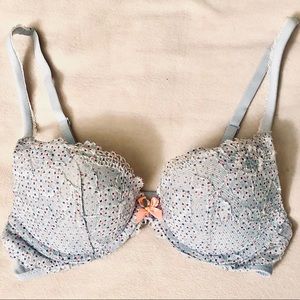 NEW!! The Cutest Body By Victoria Push Up 🦋 32B